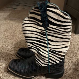 Youth Ariat Zebra Boots